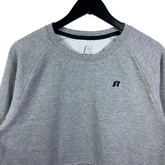 Russell Athletic Embroidered Logo Crewneck - Picture 2 of 7